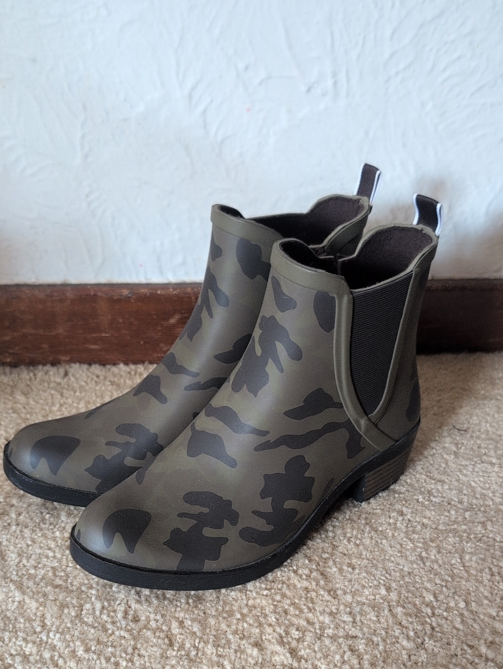 Lucky Brand Olive Green and Black Camo Chelsea Booties